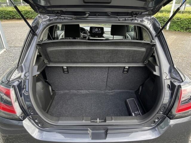 Suzuki SWIFT 1.2 Smart Hybrid Select CVT Automaat | In meerdere kleuren uit voorraad leverbaar | Adapt. Cruise | Camera | Stoelverwarming | 16'' | Dodehoek | Carplay/Android Auto | Smart Entry |