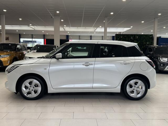 Suzuki SWIFT 1.2 Select SmartHybide [ CAMERA I NAVI IADAPTIEVE CRUISE ]