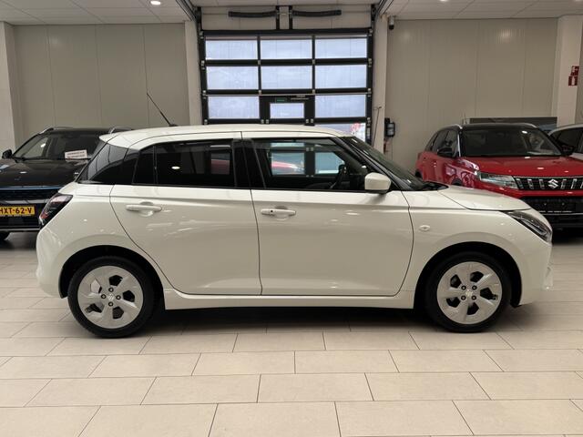 Suzuki SWIFT 1.2 Select SmartHybide [ CAMERA I NAVI IADAPTIEVE CRUISE ]