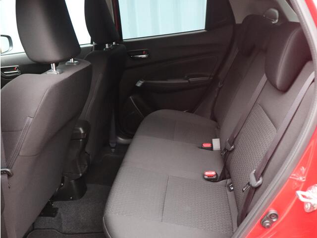 Suzuki SWIFT 1.2 90PK Stijl Smart Hybrid | NAVI | CAMERA | KEYLESS | CLIMA | STOELVERWARMING |