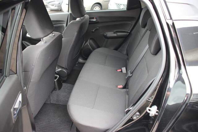 Suzuki SWIFT 1.2 Select Hybrid | Dodehoek | Parkeersensoren | Adapt. cruise | Navigatie |