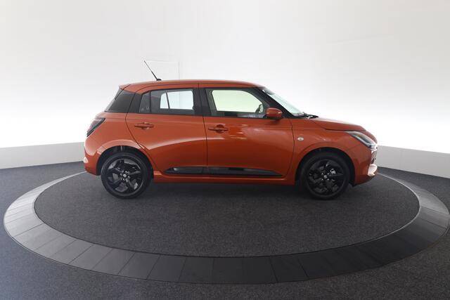 Suzuki SWIFT 1.2 Comfort Smart Hybrid | Inclusief Blackline pakket