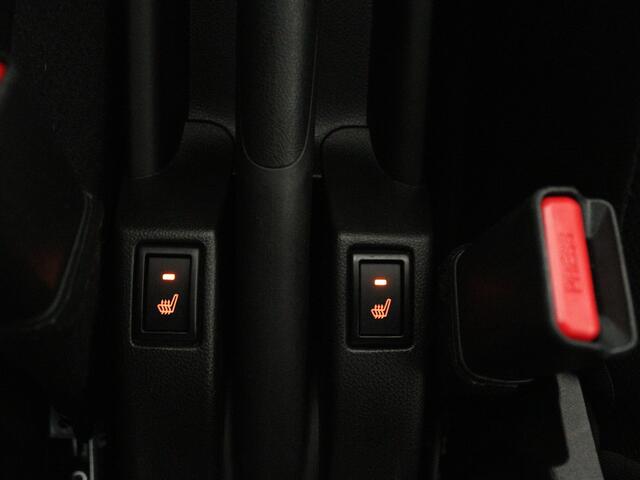 Suzuki SWIFT 1.2 Style Smart Hybrid | PDC |
