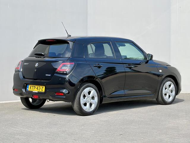 Suzuki SWIFT 1.2 Select Smart Hybrid / Fabrieksgarantie tot 27-02-2036 / Navigatie / All season banden / Led Lampen / Stoelverwarming / Airco / DAB Radio / Apple Carplay/Android Auto / Bluetooth / Keyless Entry/Start /