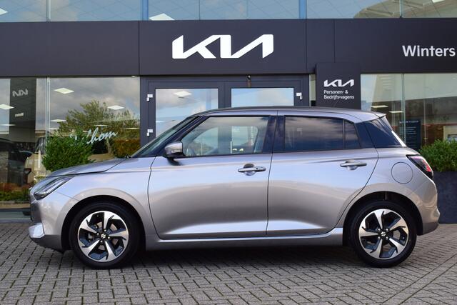 Suzuki SWIFT 1.2 Style Smart Hybrid | Adaptieve Cruise Control | Navigatie | Camera | Stoelverwarming |