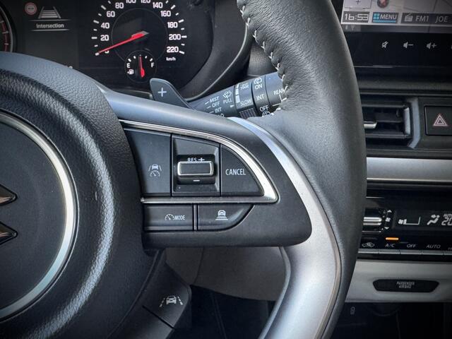 Suzuki SWIFT 1.2 Style SmartHybrid Automaat Navi Camera Adaptive-cruise
