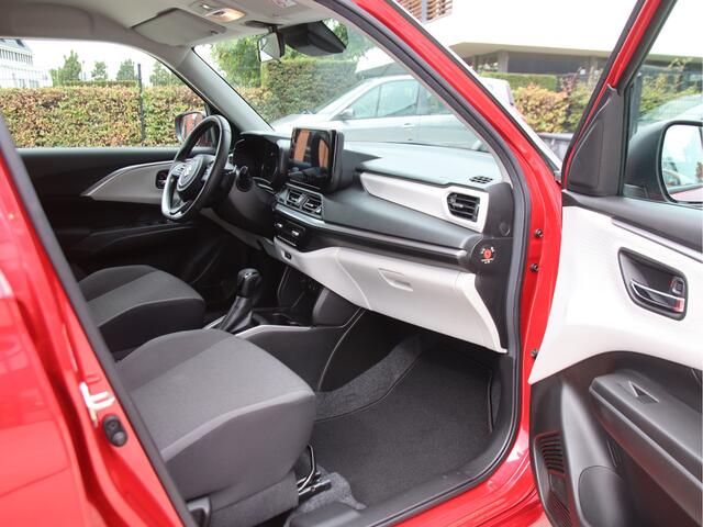 Suzuki SWIFT 1.2 Style Smart Hybrid Hybride Camera-Carplay, FULL LED, BLIS Zomeractie!
