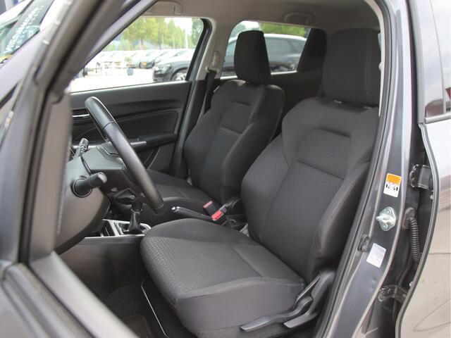 Suzuki SWIFT 1.2 Style Smart Hybrid Stoelvw, Camera, Carplay, FULL LED Zomeractie!