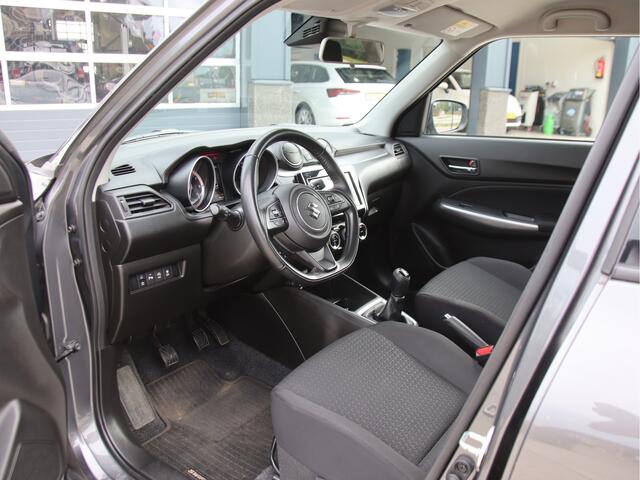 Suzuki SWIFT 1.2 Style Smart Hybrid Stoelvw, Camera, Carplay, FULL LED Zomeractie!