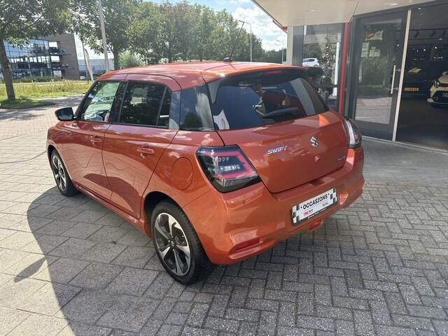 Suzuki SWIFT 1.2 Style Smart Hybrid | Navi | Camera | Cruise | 24.608 km Dealeronderhouden