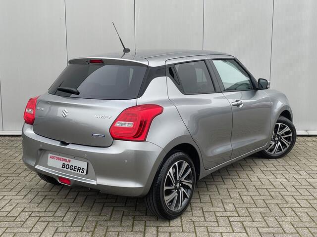 Suzuki SWIFT 1.2 Style Smart Hybrid Navigatie, Climate Control, Adaptive Cruise Control, 16"Lm, Achteruitrijcamera, Keyless Entry