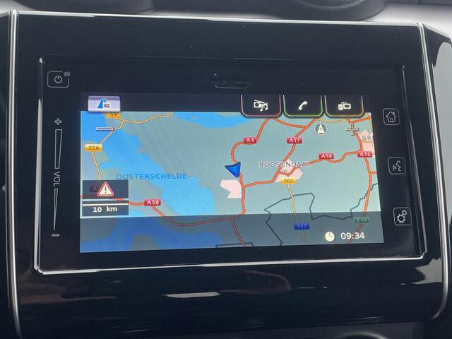 Suzuki SWIFT 1.2 Style Smart Hybrid Navigatie, Climate Control, Adaptive Cruise Control, 16"Lm, Achteruitrijcamera, Keyless Entry