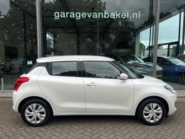 Suzuki SWIFT 1.2 Comfort Smart Hybrid Adap Cruise