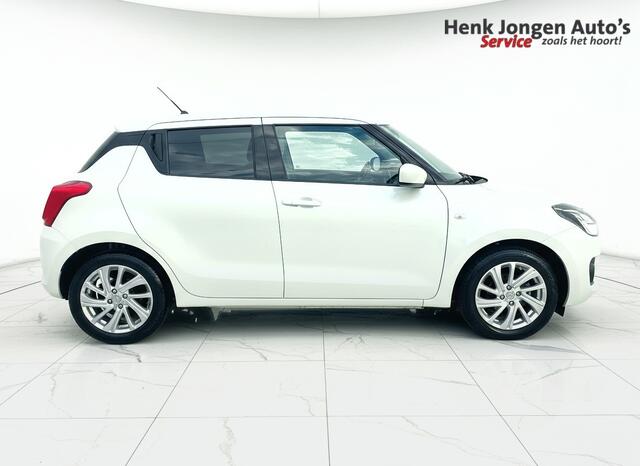 Suzuki SWIFT 1.2 Select Smart Hybrid uit 2025 Rijklaar + 12 maanden Bovag-garantie Henk Jongen Auto's in Helmond, al 50 jaar service zoals 't hoort!