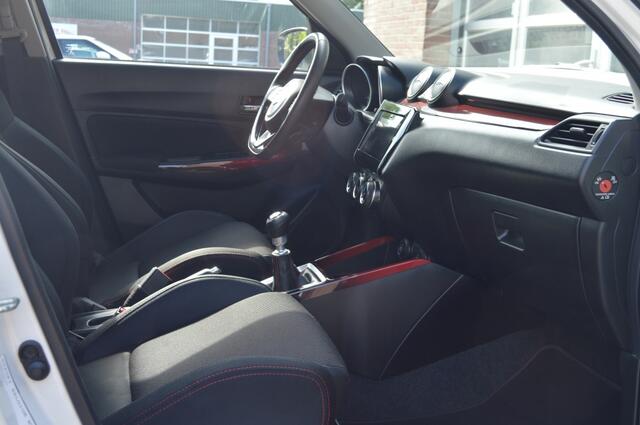 Suzuki SWIFT 1.4 Sport | CAMERA - STOELVERW.