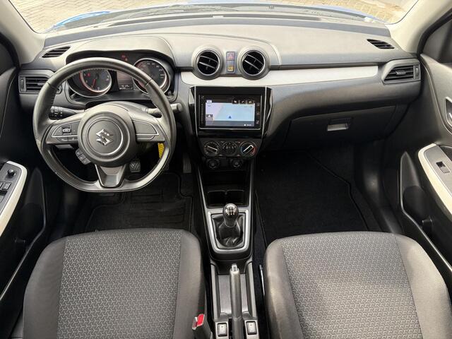 Suzuki SWIFT 1.2 Select / Stoelverwarming / Airco / Achteruitrijcamera / Navigatie