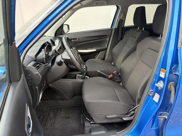 Suzuki SWIFT 1.2 Select / Stoelverwarming / Airco / Achteruitrijcamera / Navigatie