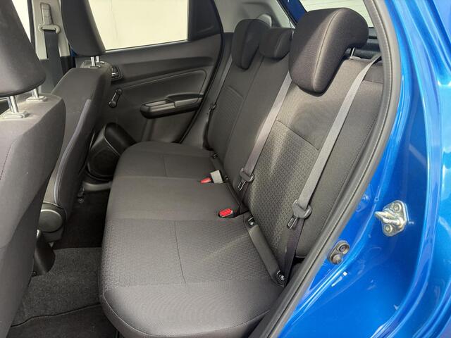 Suzuki SWIFT 1.2 Select / Stoelverwarming / Airco / Achteruitrijcamera / Navigatie