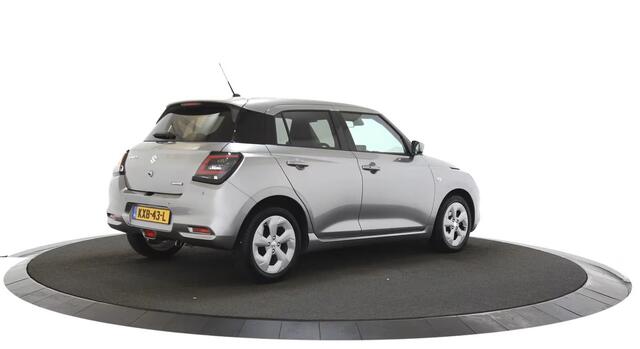 Suzuki SWIFT 1.2 Select Smart Hybrid Navi / Camera / Adpt Cruise / Automaat