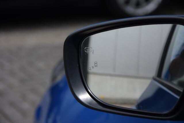 Suzuki SWIFT 1.2 Select Smart Hybrid | carplay | parkeersensoren achter | cruise control |