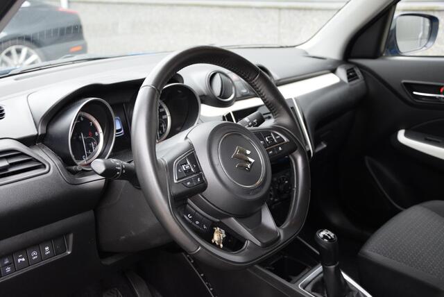 Suzuki SWIFT 1.2 Select Smart Hybrid | carplay | parkeersensoren achter | cruise control |