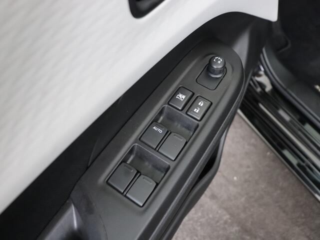Suzuki SWIFT 1.2 Select Smart Hybrid | BTW Voertuig | NL Auto | Dealeronderhouden |