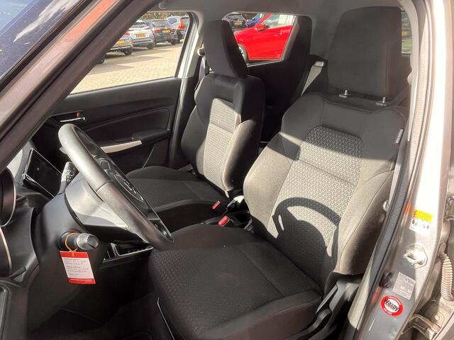 Suzuki SWIFT 1.2 Select Achteruit rij camera, navigatie, trekhaak
