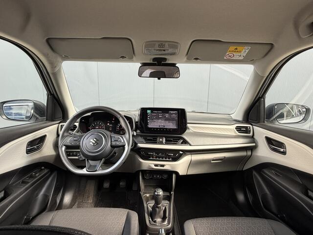 Suzuki SWIFT 1.2 Select Smart Hybrid | Stoelverwarming | Apple Carplay/Android Auto | Cruise control | Camera | Meer foto's volgen!