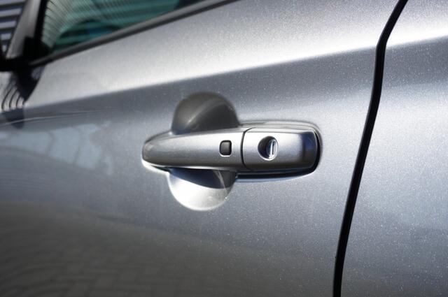 Suzuki SWIFT 1.2 Select SmartHybrid AUTOMAAT | 11.689KM! | CAMERA | CARPLAY
