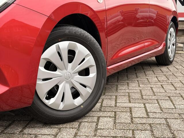 Suzuki SWIFT 1.2 Comfort Smart Hybrid Navigatie, Achteruitrijcamera, Cruise Control Adaptief, Parkeersensoren