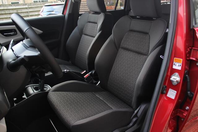 Suzuki SWIFT 1.2 Comfort Smart Hybrid Navigatie, Achteruitrijcamera, Cruise Control Adaptief, Parkeersensoren