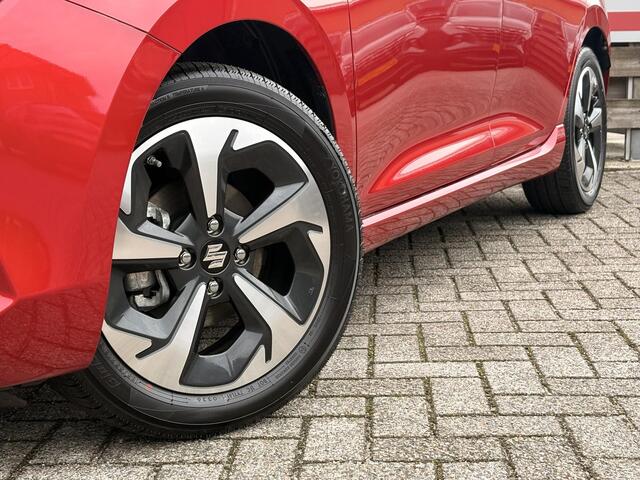 Suzuki SWIFT 1.2 Style Smart Hybrid Adaptive cruise - climate control - stoelverwarming - DAB+