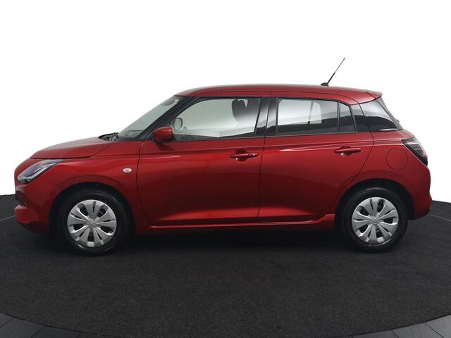 Suzuki SWIFT 1.2 Comfort Smart Hybrid | €2200,- Korting | Nieuwe Auto | Meerdere modellen uit voorraad leverbaar |