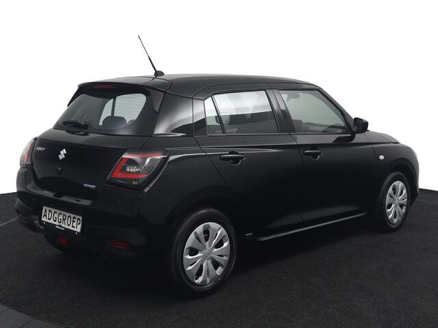 Suzuki SWIFT 1.2 Comfort Smart Hybrid | €2200,- Korting | Meerdere Modellen uit voorraad leverbaar | Nieuwe Auto |