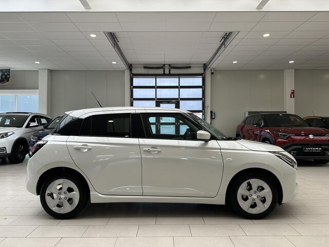 Suzuki SWIFT 1.2 Select Hybrid [ CAMERA | APPLE CARPLAY / ANDROID AUTO | STOELVERWARMING ]