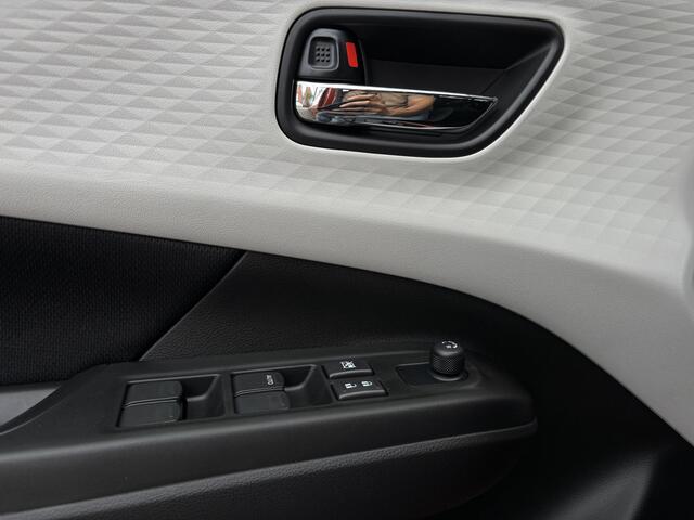 Suzuki SWIFT 1.2 Select Smart Hybrid