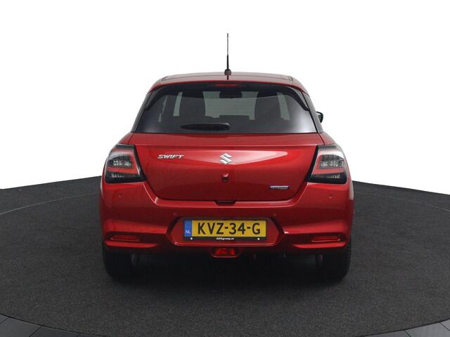 Suzuki SWIFT 1.2 Select Smart Hybrid Automaat | Automaat | Keyless Entry | Stoelverwarming | Navigatie | Dodehoek Detectie | Privacy Glas |