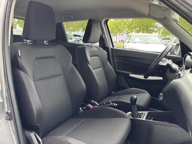 Suzuki SWIFT 1.2 Stijl Smart Hybrid – foto 9