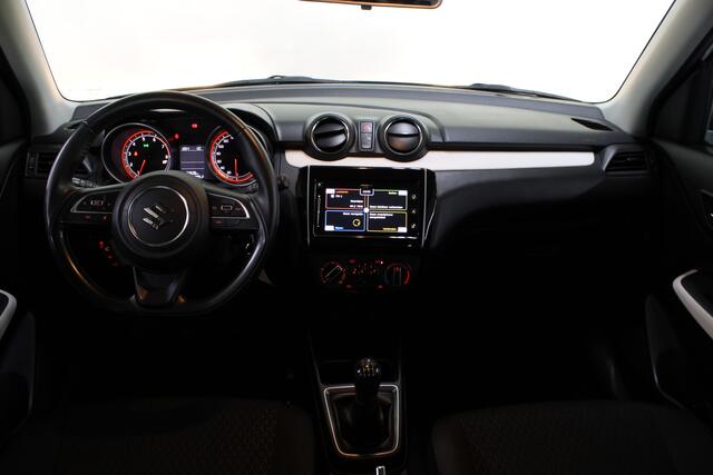 Suzuki SWIFT 1.2 Sportline / Navigatie / Camera / Stoelverwarming /