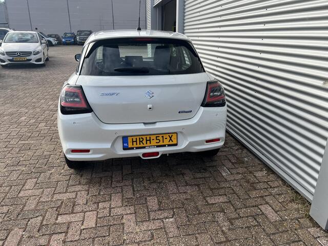 Suzuki SWIFT 1.2 Comfort Smart Hybrid – foto 3