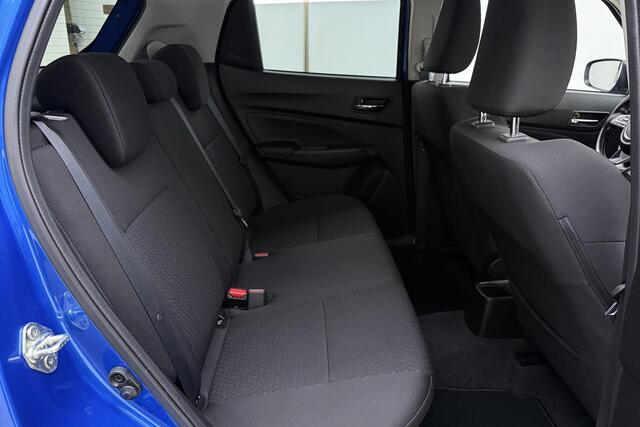 Suzuki SWIFT 1.2 Style Smart Hybrid 83pk | Navigatie | Camera | Climate Control | Stoelverwarming | Cruise Control Adaptief | Lichtmetalen Velgen | Weinig Kilometers – foto 10