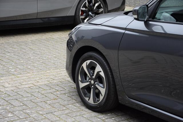 Suzuki SWIFT 1.2 Style Smart Hybrid | Fysiek aanwezig!! | 10 jaar garantie | RIJKLAARPRIJS €25.298,- |