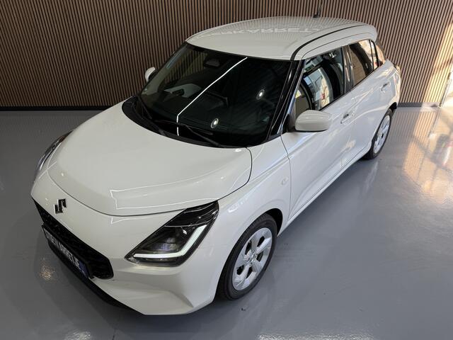 Suzuki SWIFT 1.2 Select Hybrid Aut. Navi | ACC | Dodehoek | Clima | Carplay | Stoelverwarming | 16" | Suzuki onderhouden.