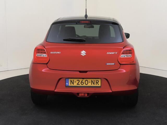 Suzuki SWIFT 1.2 Style Smart Hybrid | Navigatie | Achteruitrijcamera | Stoelverwarming