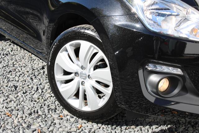 Suzuki SWIFT 1.2 Select Camera, Applecarplay/Androidauto en Keurig onderhouden!