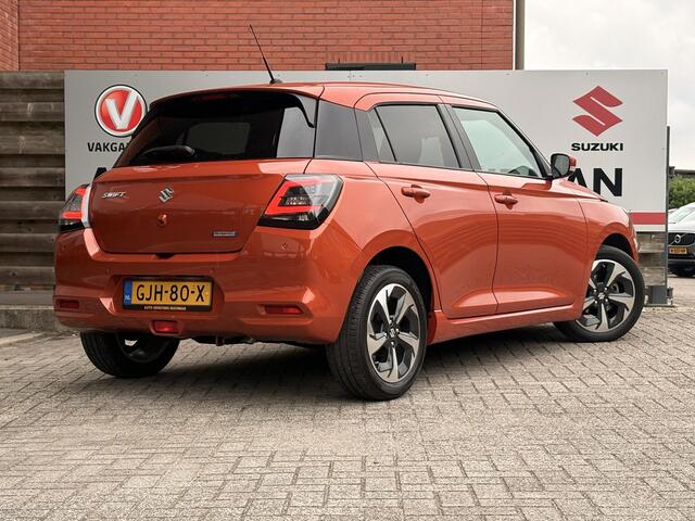 Suzuki SWIFT 1.2 Style Smart Hybrid Navigatie, Cruise Control Adaptief, Achteruitrijcamera, Stoelverwarming, Parkeersensoren – foto 2