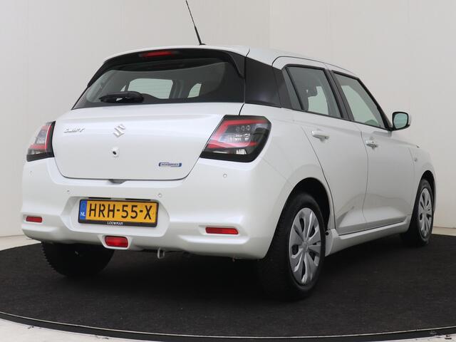 Suzuki SWIFT 1.2 Comfort Smart Hybrid | BTW voertuig | Dodehoek detectie | Navigatie | Apple CarPlay/Android Auto | Cruise Control Adaptive | Achteruitrijcamera | Airco | – foto 2