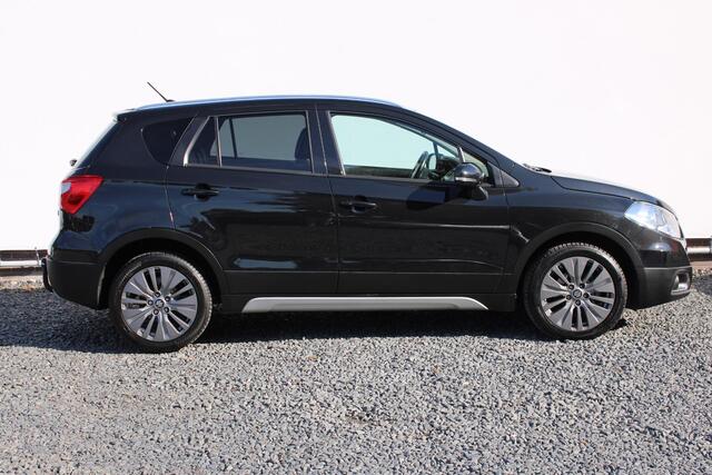 Suzuki SX4 S-CROSS 1.6 Exclusive , Trekhaak, All-Seasons en Parkeersensoren