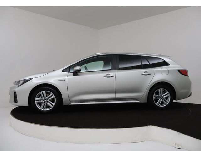 Suzuki Swace 1.8 Hybrid Select
