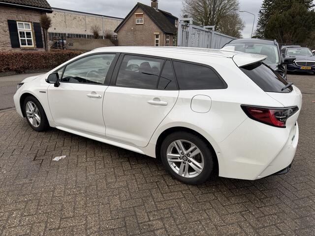 Suzuki Swace 1.8 Hybrid Style B